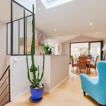 Holiday home 400m De La - Maison Avec Jardin