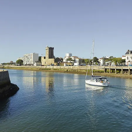 400m De La - Maison Avec Jardin *